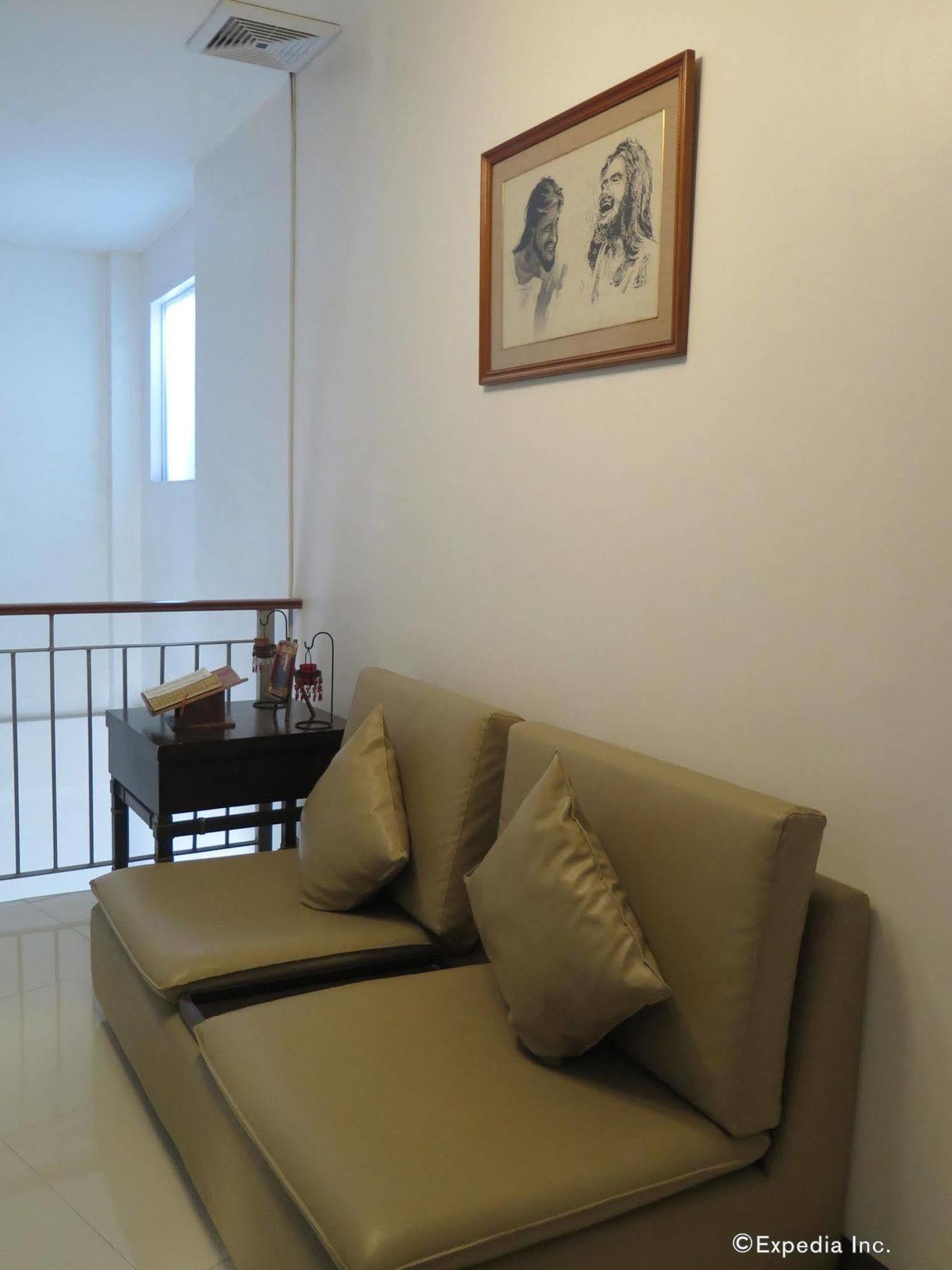The Center Suites Cebu Exterior foto